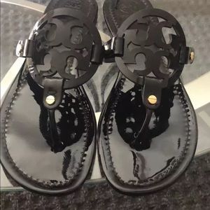 Tory Burch patent black